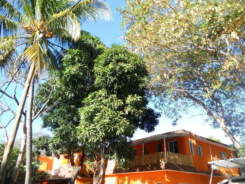 Guest House Chez Jacques Tamarin Bagian luar foto