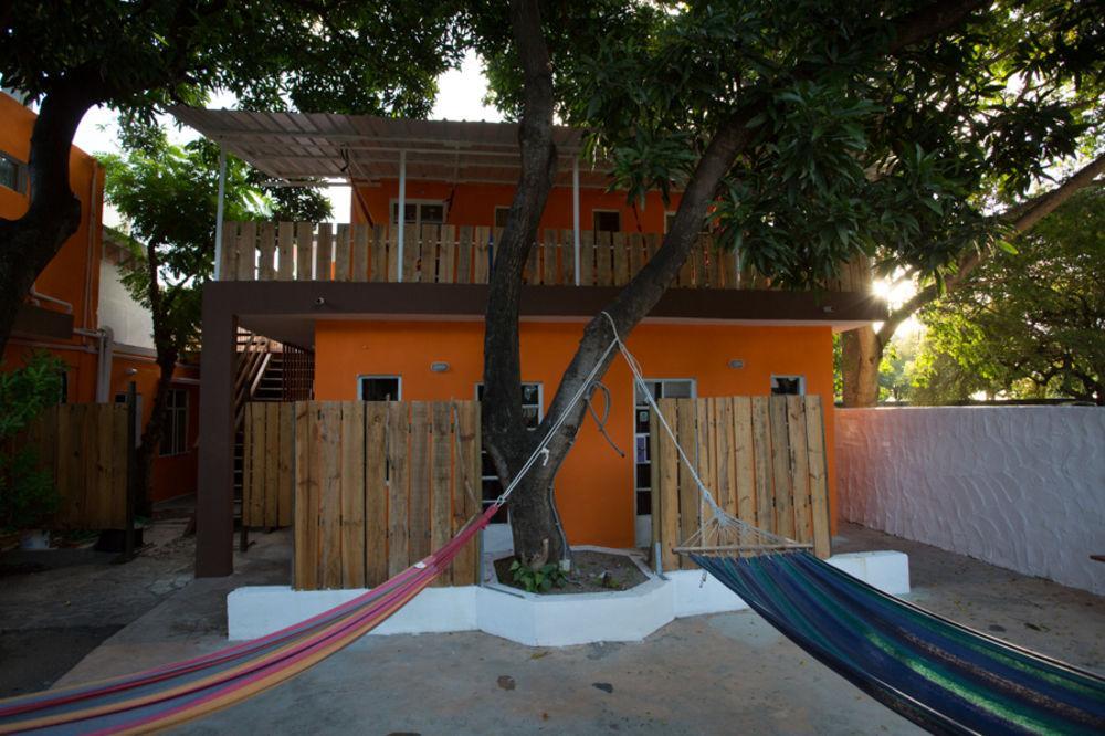 Guest House Chez Jacques Tamarin Bagian luar foto