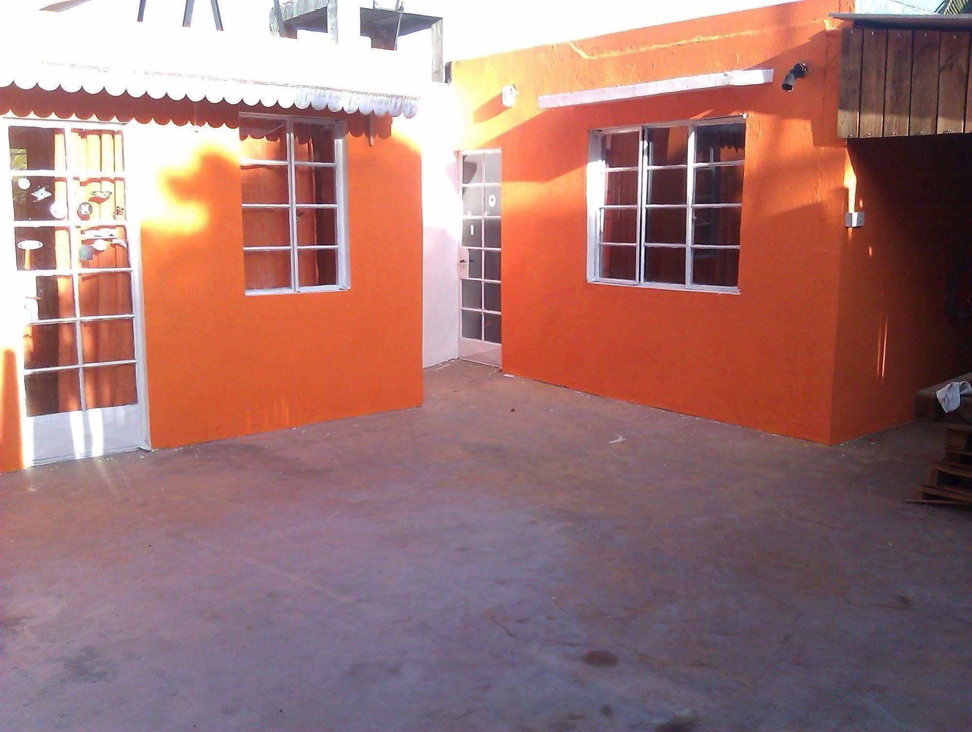 Guest House Chez Jacques Tamarin Bagian luar foto